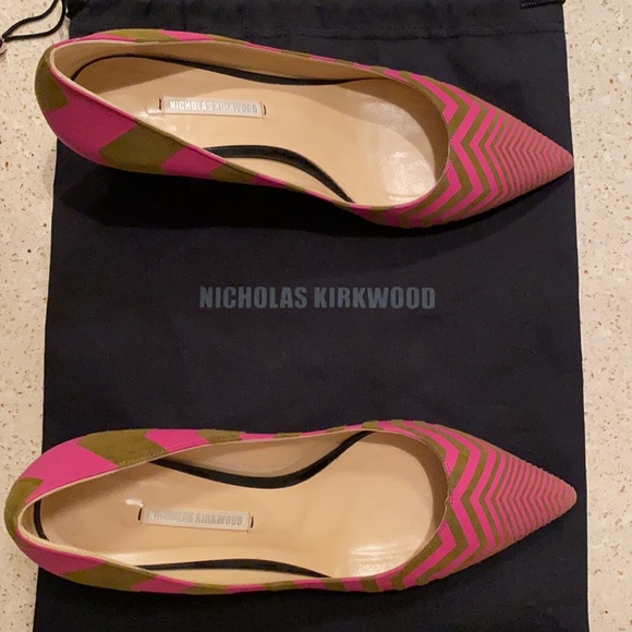 Nihcolas Kirkwood Suede Pink & Olive green heels. - Picture 14 of 16